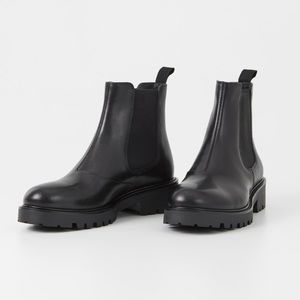 Vagabond Kenova Boots in Black Leather